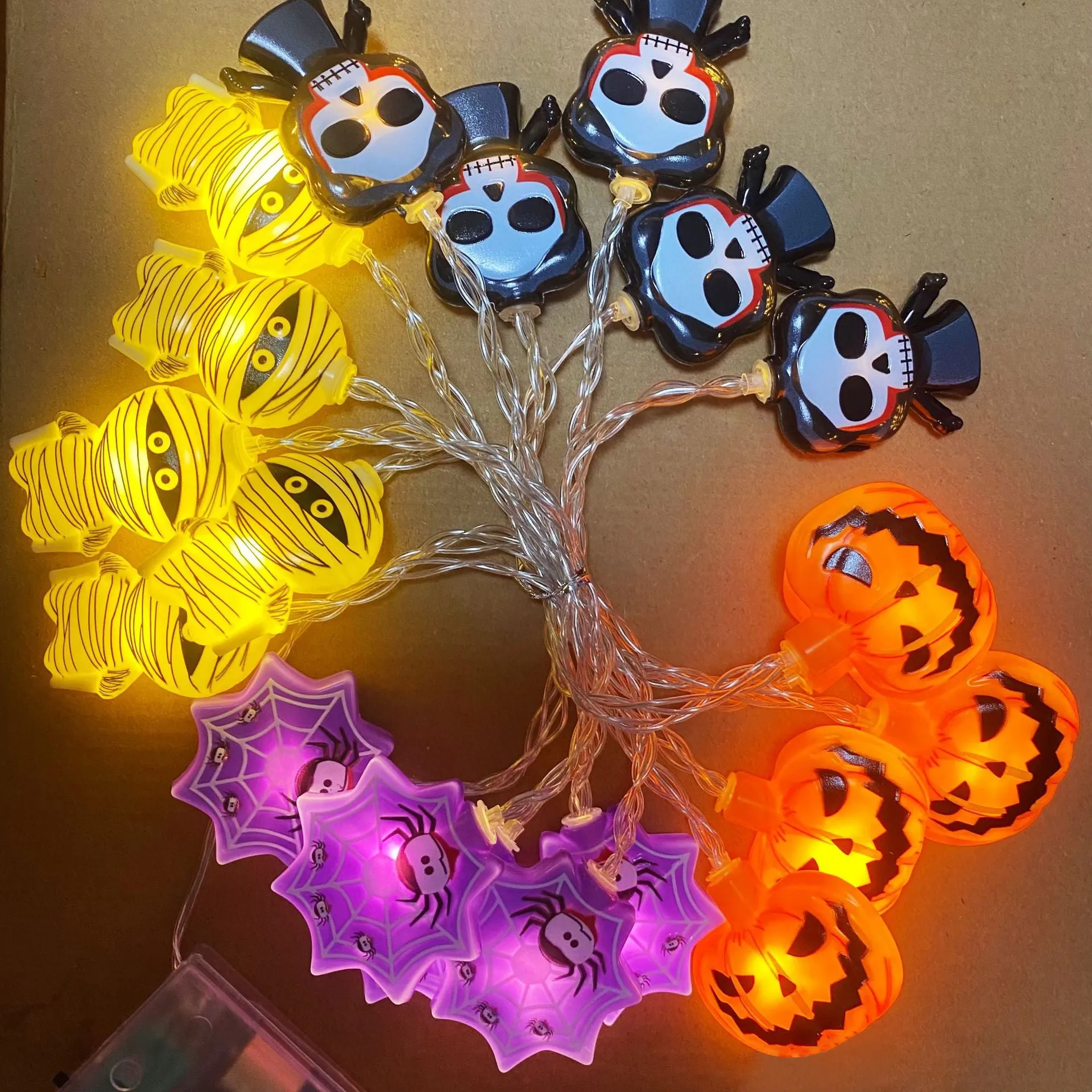 🔥Halloween Sale🔥Halloween Decoration Pumpkin Ghost Light String, 5-20ft 10-40 LED Battery Powered